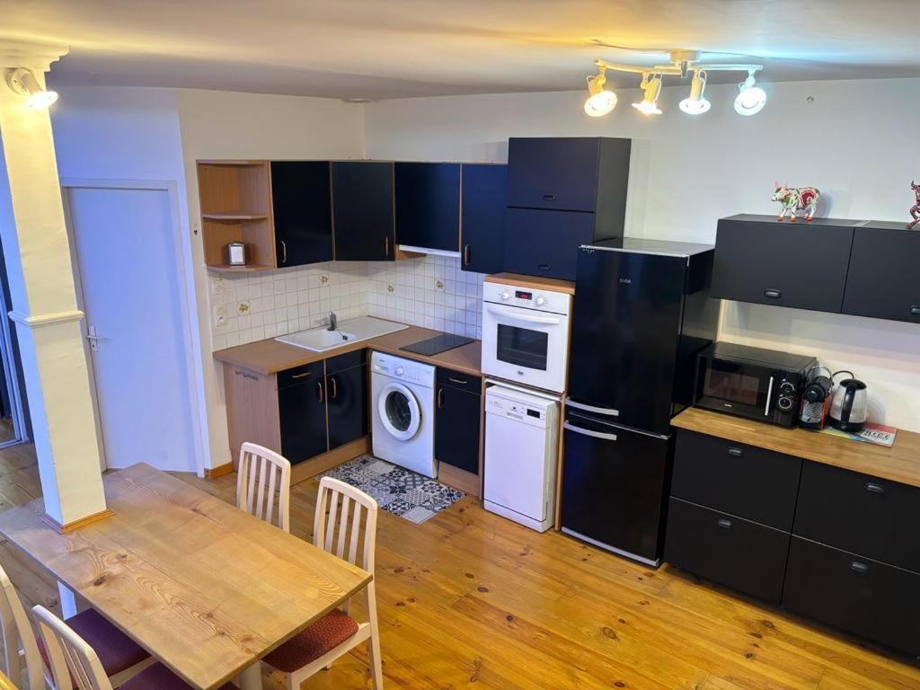 Luchon Loft De Charme Apartment Bagneres-de-Luchon Exterior photo